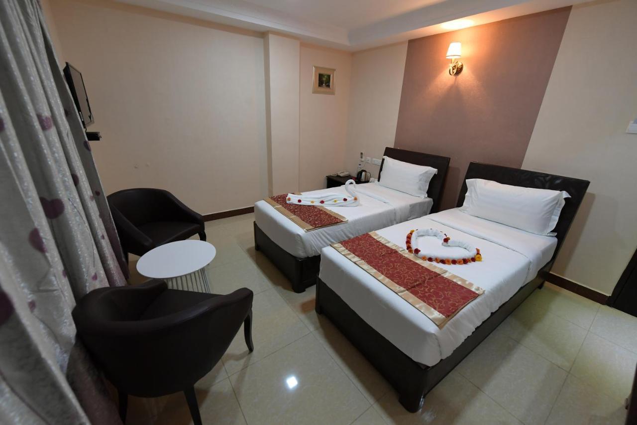 Coastal Grand Hotel Sampath Tiruchirappalli Exterior photo